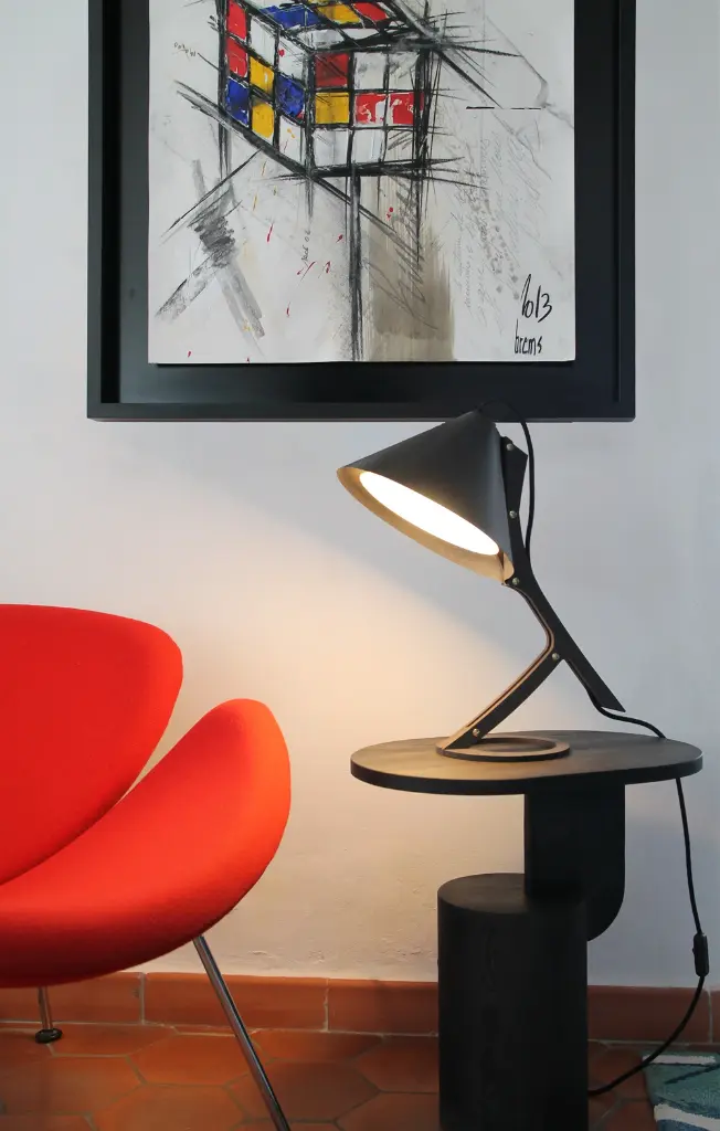 Silence a poser Noir Black 2.2.webp