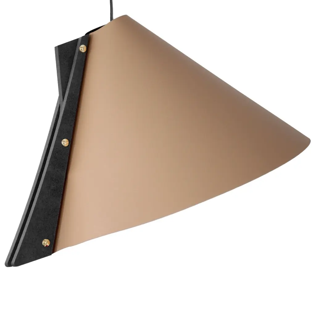 Queue M Beige Black.webp