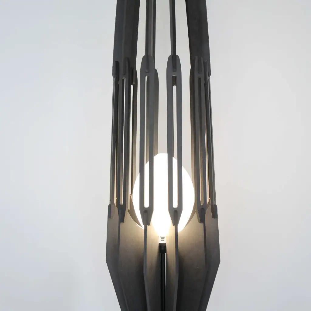 Fire L Black_0000_zoom allumé.webp